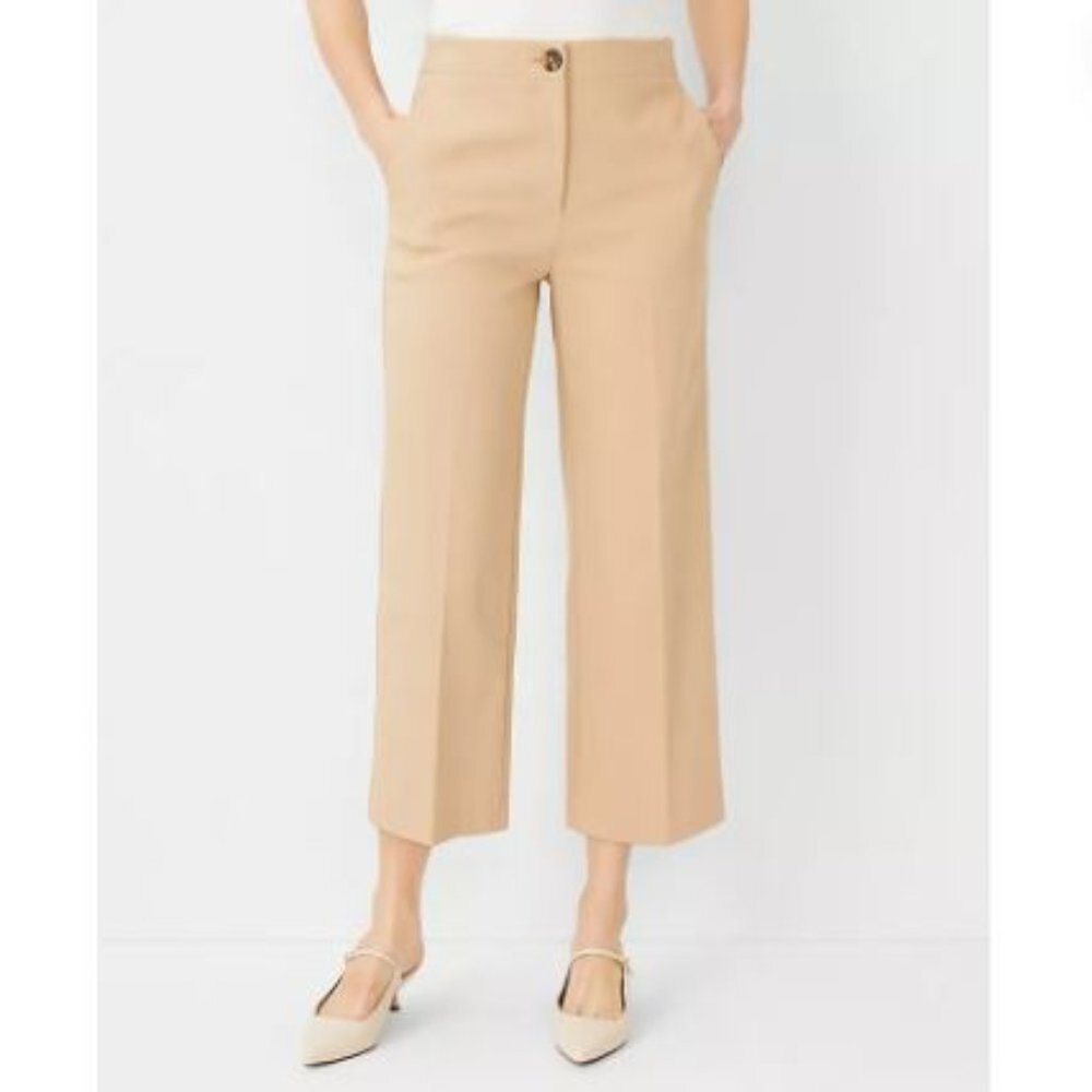 Ann Taylor | Women's Beige Petite High Rise Kate Wide Leg Crop Pant -Size 2P